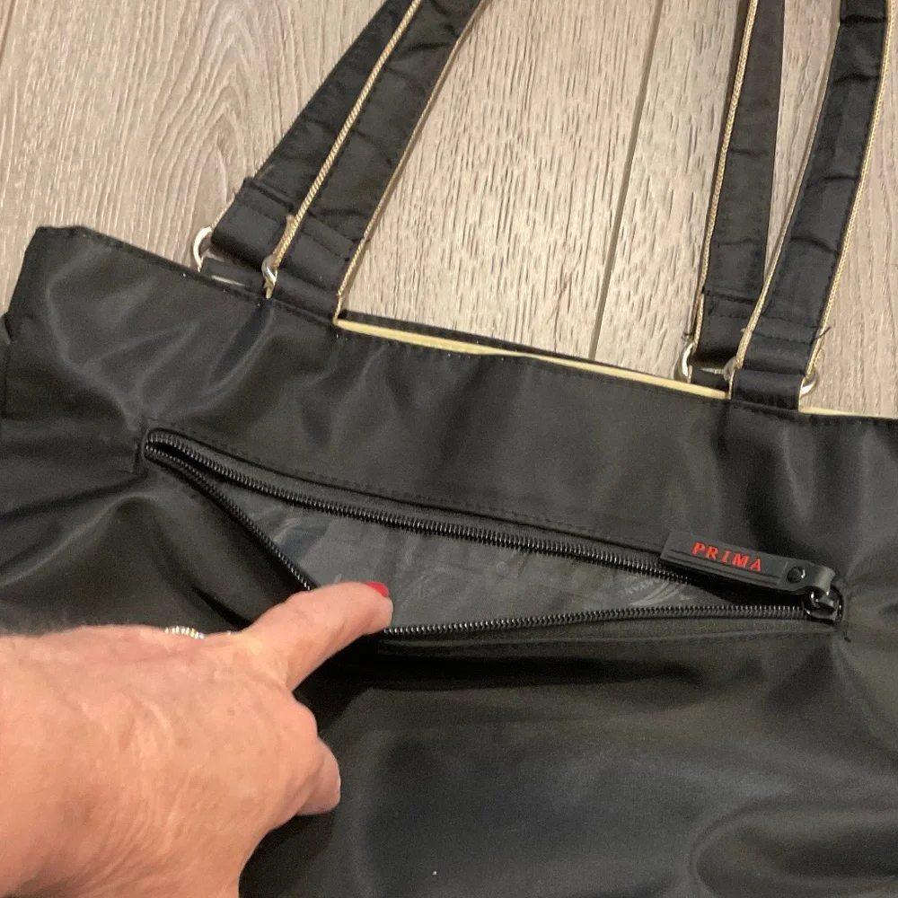 PRIMA black tote